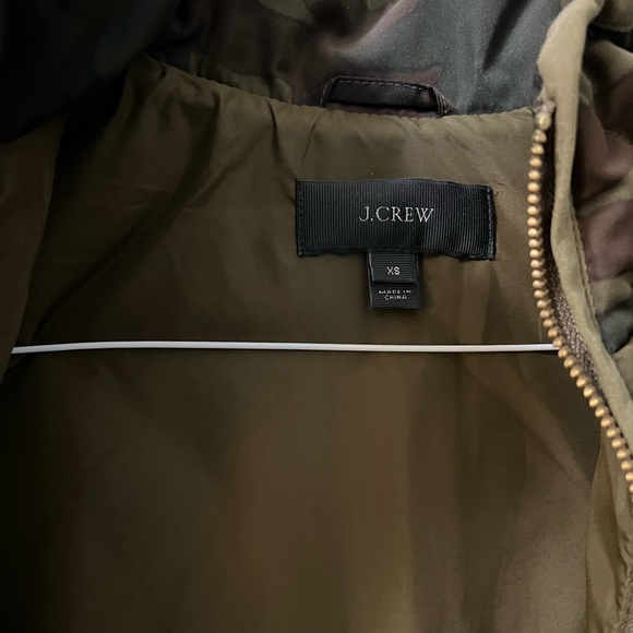 Camo J-Crew vest, in excellent condition - Picture 3 of 4